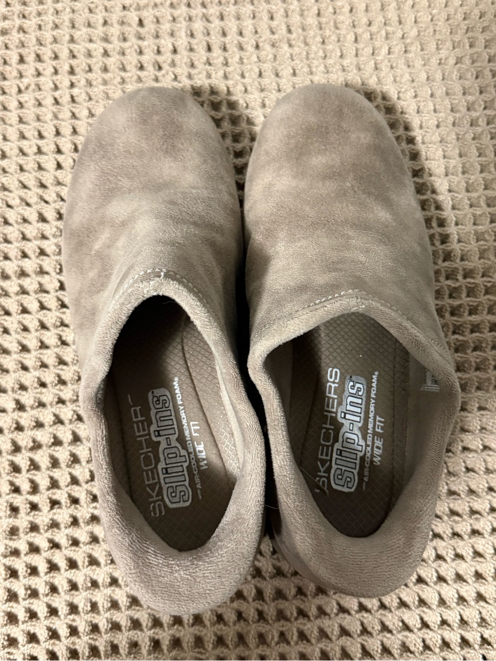 111. Sketchers Slip In Relaxed Fit Modern Hour , Taupe Wide Fit